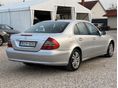 MERCEDES-BENZ E-OSZTÁLY 2009/3 - 5