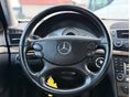MERCEDES-BENZ E-OSZTÁLY 2009/3 - 15