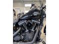 HARLEY-DAVIDSON DYNA STREET BOB 2016/1 - 5