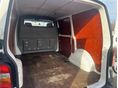VOLKSWAGEN TRANSPORTER T5 2005/4 - 10