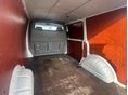 VOLKSWAGEN TRANSPORTER T5 2005/4 - 9
