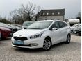 KIA CEE'D SW 1.6 CRDI FIFA Prémium GARANTÁLT KM+NAVI+DIGITKLÍMA+KAMERA+IGAZOLHATÓAN SZERVIZELT