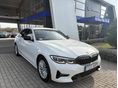 BMW 318 2022/3 - 1