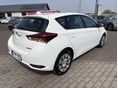TOYOTA AURIS 2015/10 - 7