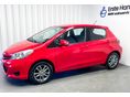 TOYOTA YARIS 2013/12 - 3
