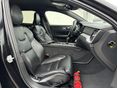VOLVO V60 2019/10 - 13