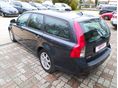VOLVO V50 2010/3 - 6