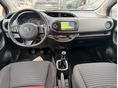 TOYOTA YARIS 2015/1 - 9
