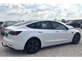 TESLA MODEL 3 2022/12 - 4