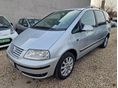 VOLKSWAGEN SHARAN 2.0 PD TDI Comfortline Fűthető szélvédő! 8 kerékkel! Gondos tulajdonostól! 7 személyes!