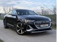 AUDI E-TRON 60 S quattro (Automata) Head Up - LED Matrix - B&O HiFi - Adaptív Tempomat - Vonóhorog - Akkugarancia