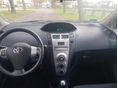 TOYOTA YARIS 2006/8 - 9