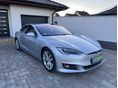 TESLA MODEL S 90D AWD (Automata) Silver Metallic PMSS: Klasszikus ezüst metál (legritkább és leghálásabb szín)
