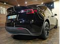 TESLA MODEL Y 2021/12 - 11
