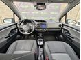 TOYOTA YARIS 2019/3 - 5