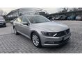 VOLKSWAGEN PASSAT 2018/8 - 3