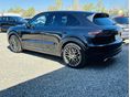 PORSCHE CAYENNE 2018/8 - 4