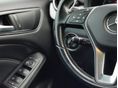MERCEDES-BENZ B 180 2012/4 - 11