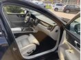 VOLVO V60 2025/3 - 9