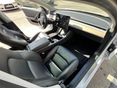 TESLA MODEL 3 2019/12 - 8