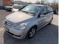 MERCEDES-BENZ B 180 CDI Végig vezetett szervizkönyv!