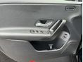 MERCEDES-BENZ A 180 2021/2 - 15