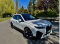 BMW IX xDrive40 74,1kWh Sky Lounge.HeadUp.SoftClose.Garancia.Swarovski