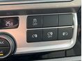 VOLKSWAGEN MULTIVAN 2019/1 - 8