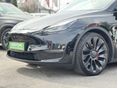 TESLA MODEL Y 2023/2 - 9