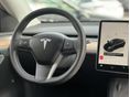 TESLA MODEL Y 2023/2 - 21
