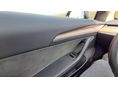 TESLA MODEL 3 2022/10 - 6