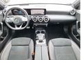 MERCEDES-BENZ A 180 2018/6 - 10