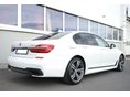 BMW 750 2016/7 - 18