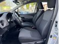 TOYOTA YARIS 2015/11 - 8
