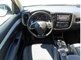 MITSUBISHI OUTLANDER 2015/9 - 7