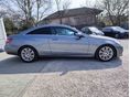 MERCEDES-BENZ E 220 2010/8 - 6