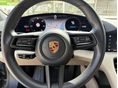 PORSCHE TAYCAN 2023 - 19