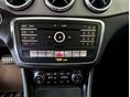 MERCEDES-BENZ CLA 200 2018 - 12
