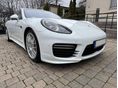 LED sötétített főfényszórók PDLS+ (Porsche Dynamic Light System Plus) dinamikus