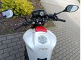 YAMAHA FZ8-N 2010/6 - 9