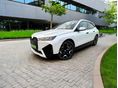 BMW IX xDrive40 74,1kWh M Sport. Lézer. Sky Lounge. Bőr. Harman/Kardon. Soft Close. Garancia 2028/12!