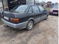 VOLKSWAGEN PASSAT 1989/8 - 1