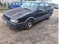 VOLKSWAGEN PASSAT 1989/8 - 5