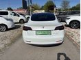 TESLA MODEL 3 2022/1 - 5