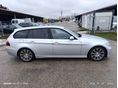 BMW 320 2009/7 - 15