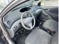 TOYOTA YARIS 2005/12 - 5