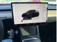 TESLA MODEL Y 2022/9 - 18