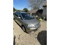 TOYOTA AVENSIS VERSO 2004/1 - 2