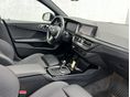 BMW 218 2022/7 - 8