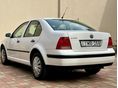 VOLKSWAGEN BORA 2005 - 4